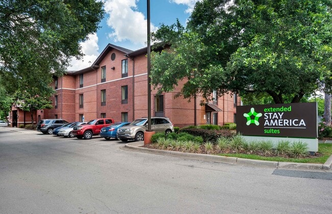 Furnished Studio-Tallahassee - Killearn