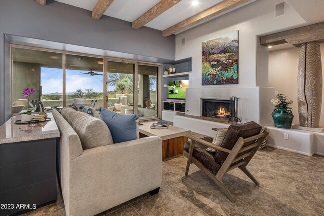 Photo - 10111 E Graythorn Dr