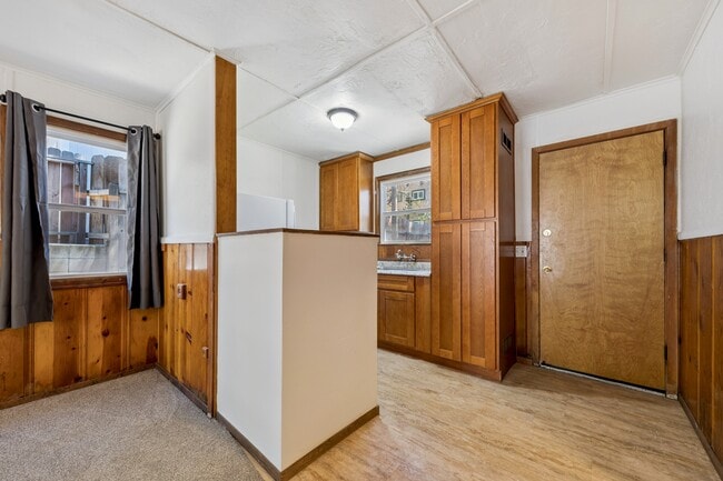 3533 Bobby Grey Cir