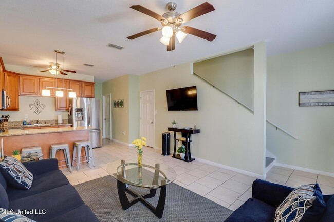 Photo - 1229 Century Oaks Dr Unit A
