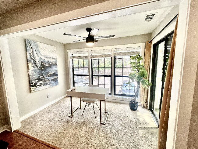 Photo - 4568 Vinings Central Trace SE Condo