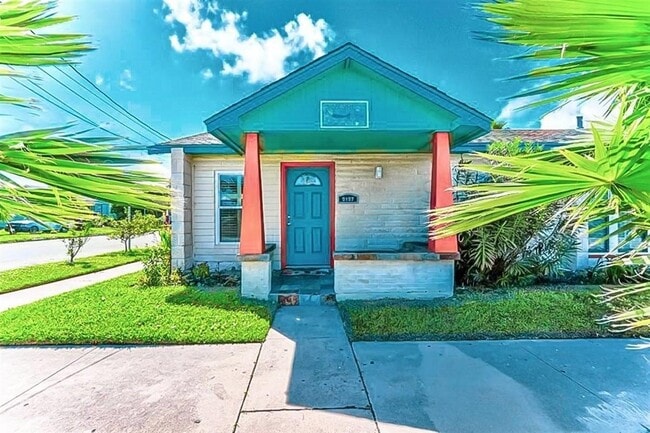 Photo - 2127 28th St