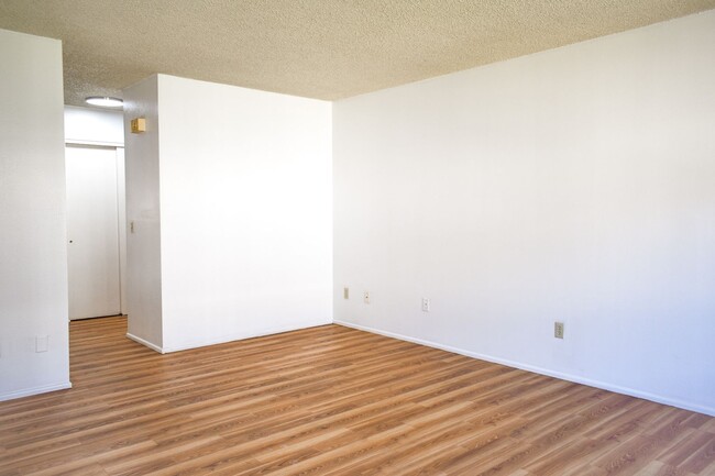 Photo - Kathy Ann Apartments