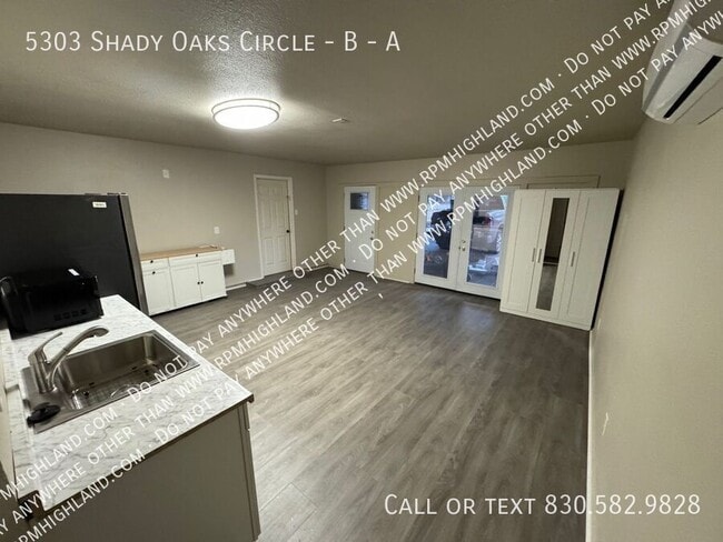 Photo - 5303 Shady Oak Cir Unit A