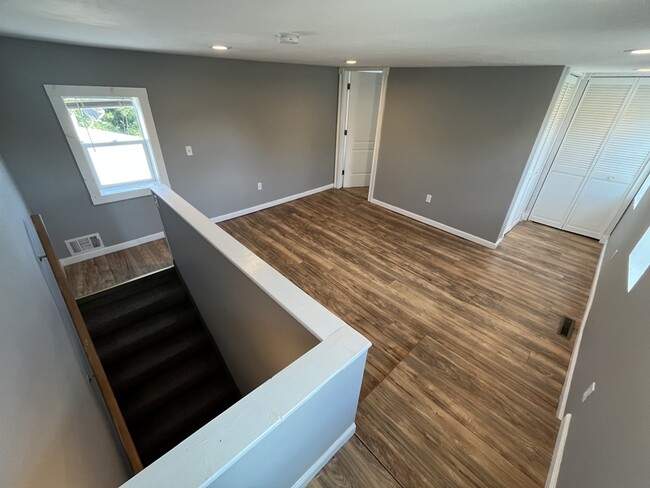 Photo - 316 Broadway