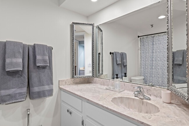 Photo - 1104 Benjamin Franklin Dr Unit #518