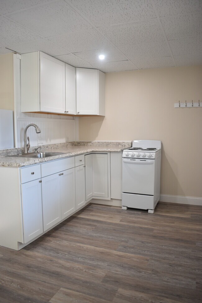 Photo - 1111 Roosevelt Trl Apartments