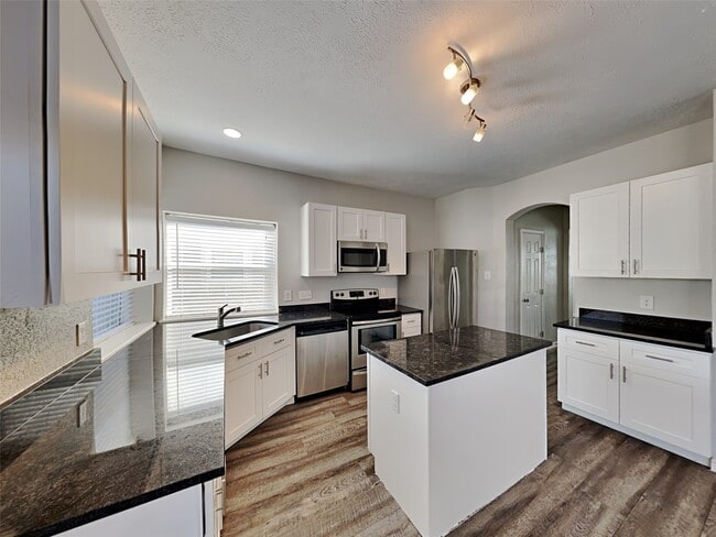 Photo - 17826 Camden Oaks Ln