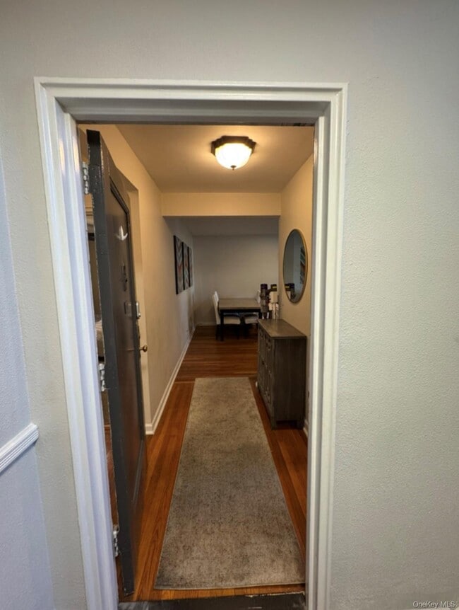 Photo - 95 N Broadway