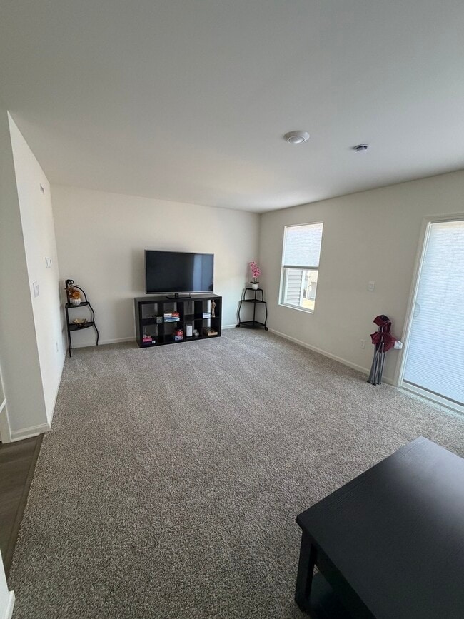 Photo - 1555 Sequoia Wy