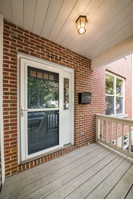 Photo - 1087 Michigan Ave