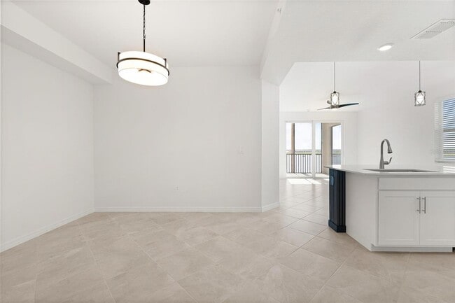 Photo - 19140 Scallop Lp Unit 208