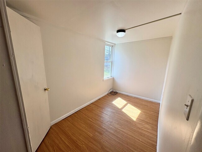 Photo - 100 St Charles St