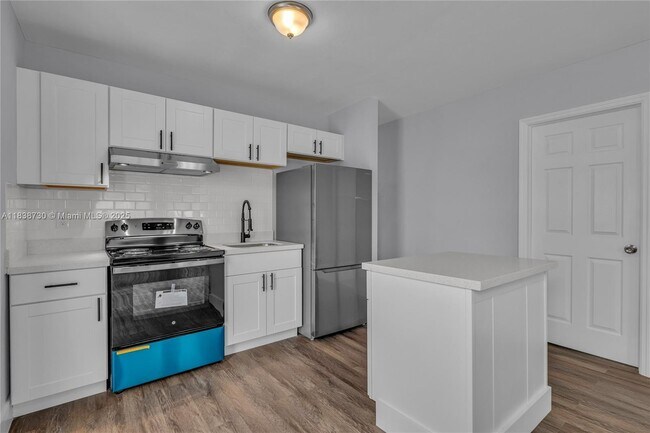 Photo - 2243 Greene St.