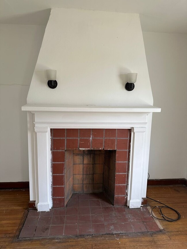 Photo - 3 Bedroom Home with Attached Garage