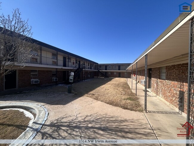 Photo - 1314 NW Irwin Ave