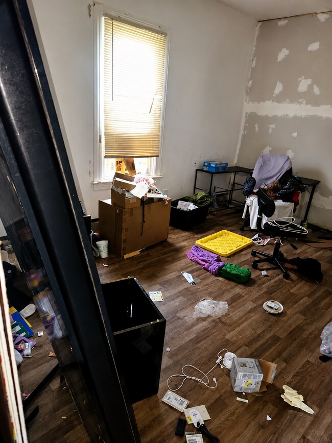 Photo - 1279 Purcell Ave