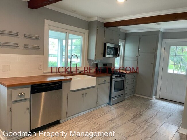 4 br, 2 bath House - 433 Taylor Road - 4 br, 2 bath House - 433 Taylor Road