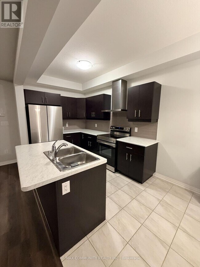 Photo - 86 Bur Oak Dr