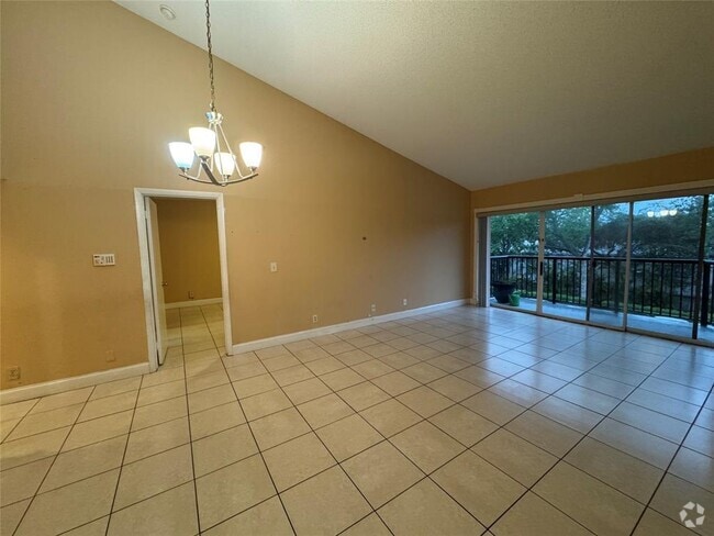 Building Photo - 9001 Wiles Rd Rental