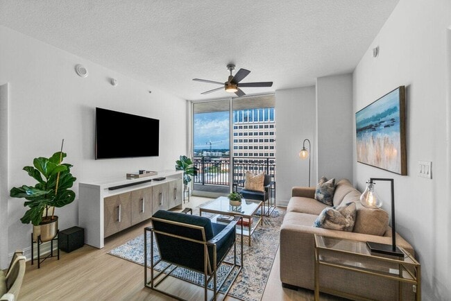 Photo - 550 Okeechobee Blvd Unit 1508