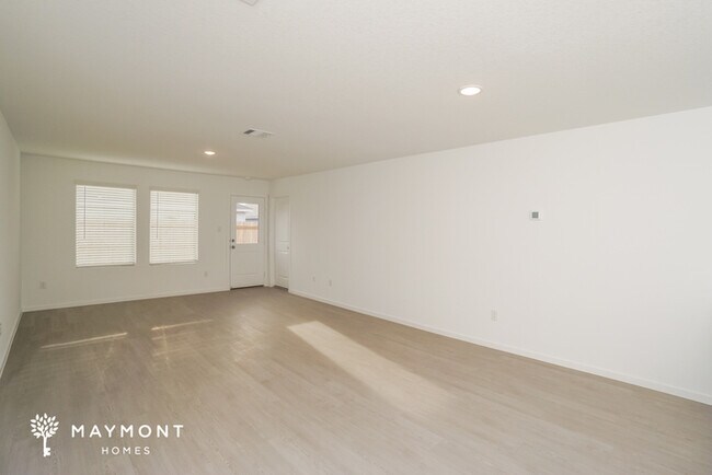 Photo - 2424 Shady Grv