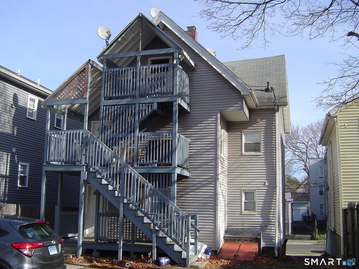 Photo - 380 Blatchley Ave Unit 1st Floor