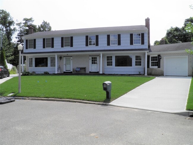 Photo - 12 Sundale Ct Townhome