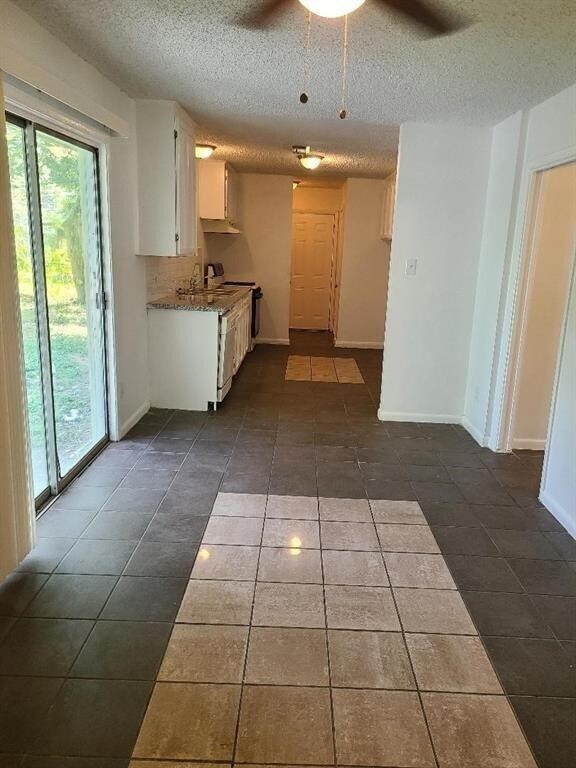 Photo - 5203 Kelling St