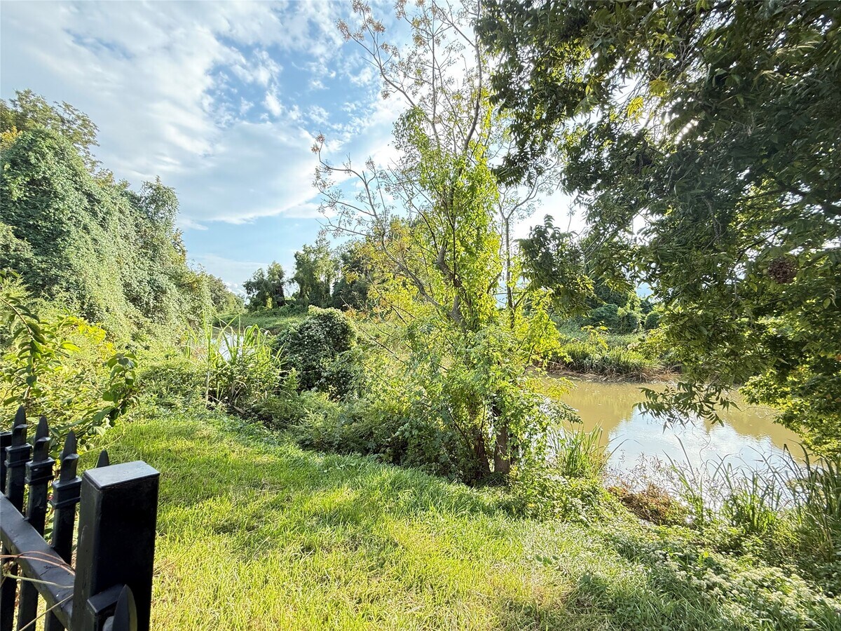 Photo - 13522 Schumann Trail