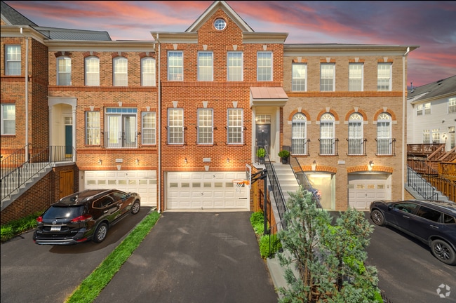 Building Photo - 22019 Dilworth Square Rental