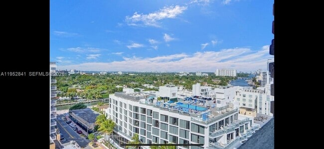 Photo - 2899 Collins Ave Unidad 1502