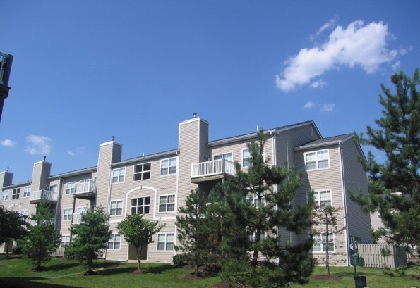 The Vinings at Christiana Apartments