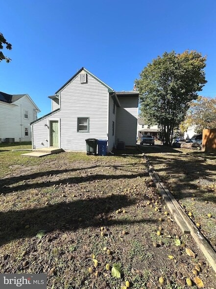 Photo - 14 Williams St
