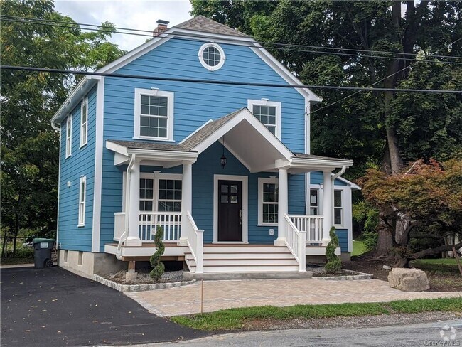 Building Photo - 22 Wheeler Ave Rental