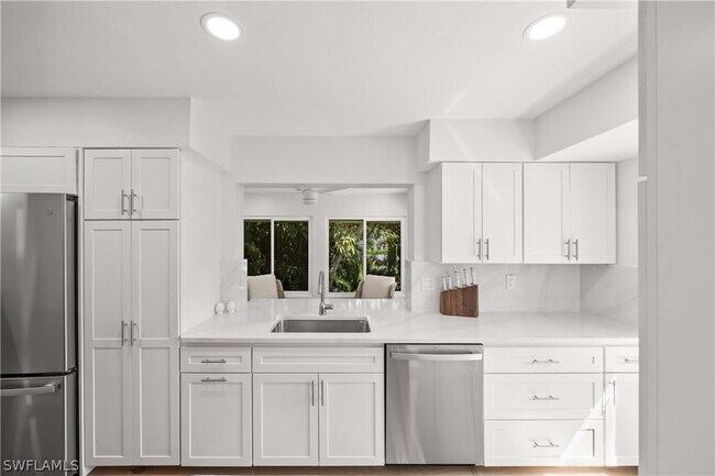 Photo - 375 8th Ave S Unidad D