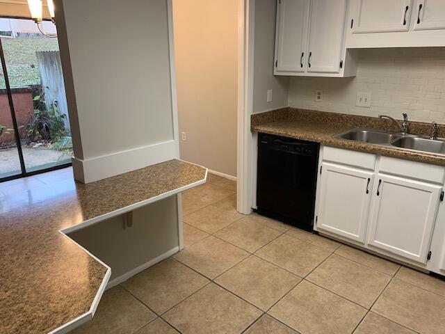 9 Hidden Cove Cir