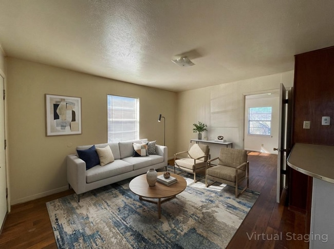 Photo - 1803 N W S Young Dr Unidad # A