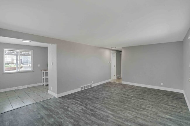 Living Room - 1542 W Nevada Pl