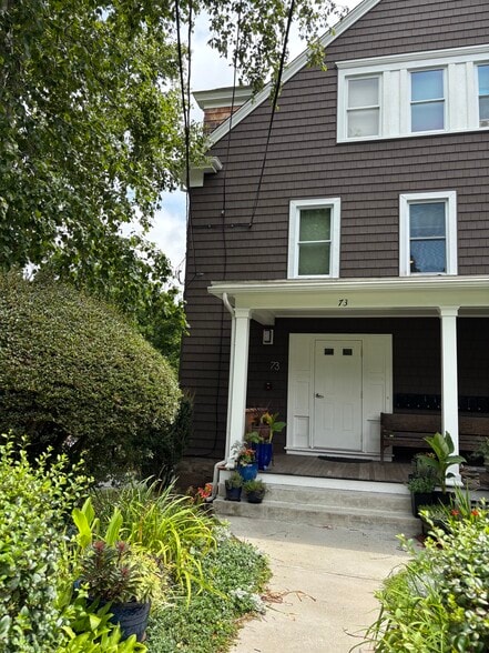 73 Oneco Ave