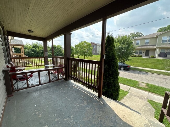 Photo - E 16th Ave 442-444 MLR Unit 442