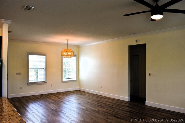 Photo - 1217 SW Marmore Ave