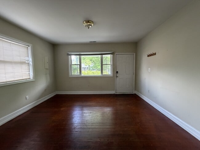 Photo - 506 S 7th St