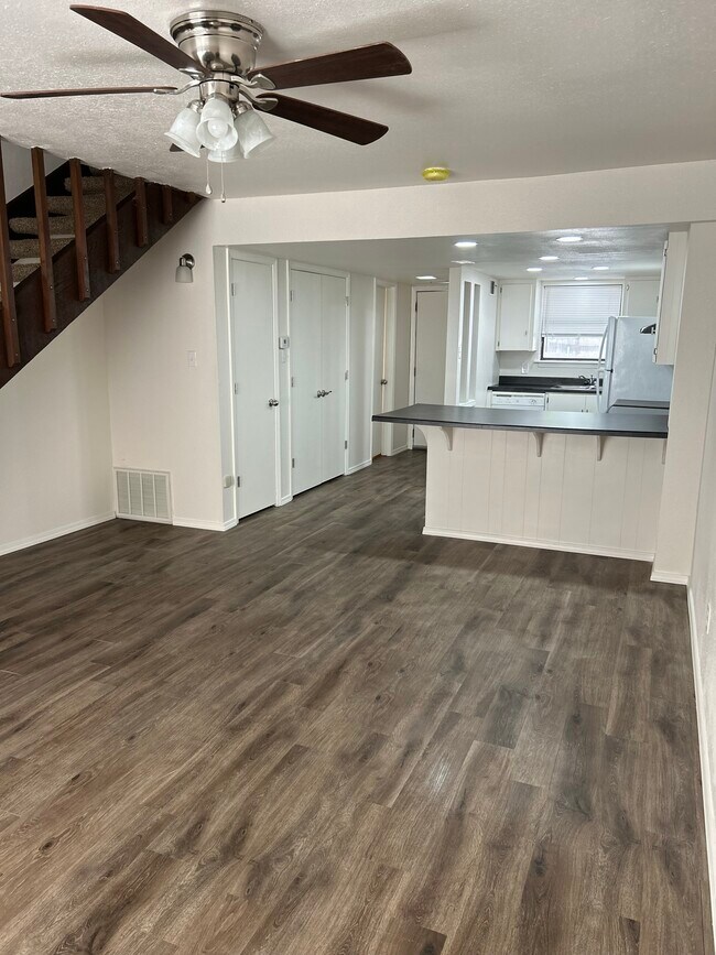 Photo - 2111 3rd Ave Apartments Unit La Paloma 1