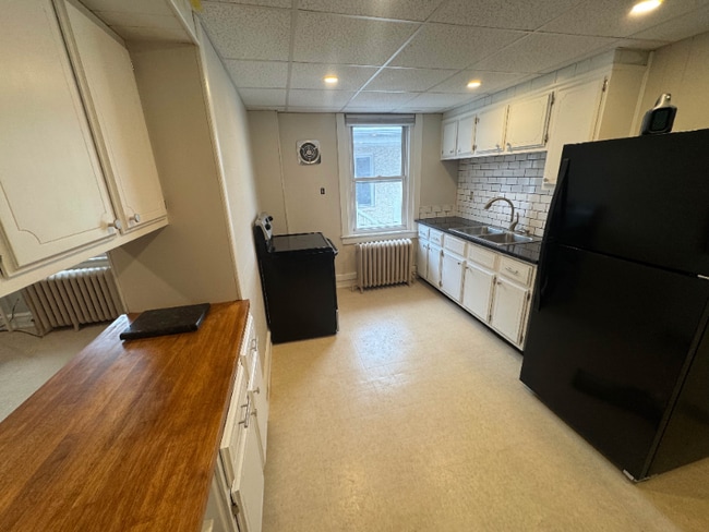 Photo - 34 E Lancaster Ave Unit 1