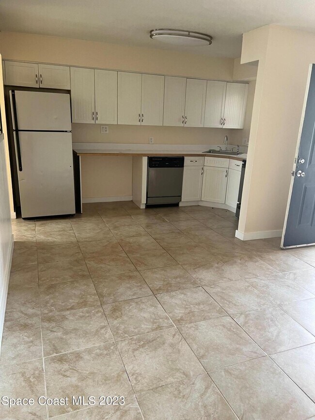 Photo - 307 Adams Ave Unit 4