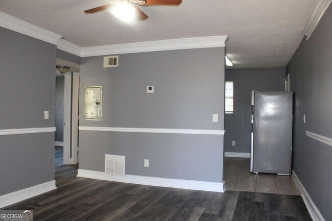 Photo - 884 Neal St NW Unit A