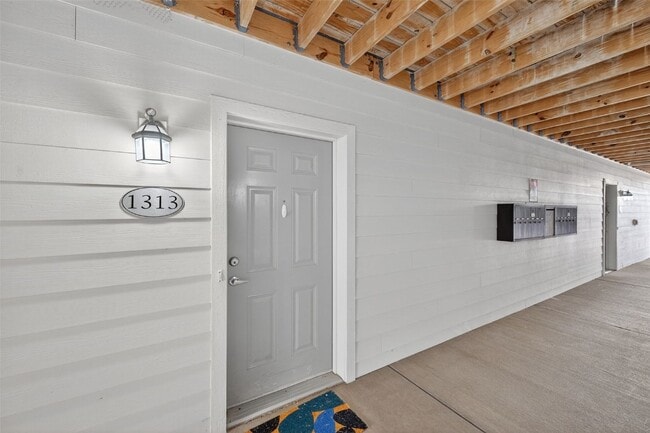 Photo - 1313 Piedmont Cir