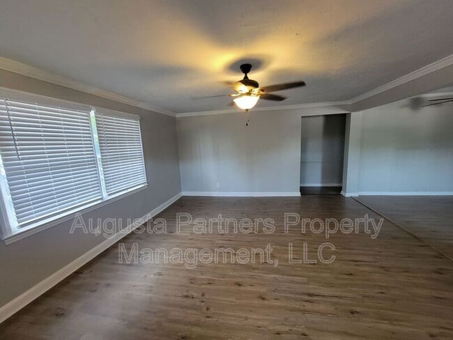 Photo - 2034 Trout Dr