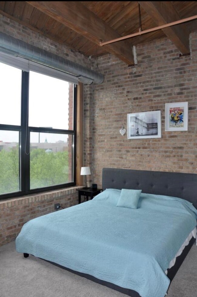 Photo - 1040 W Adams St Unit 340
